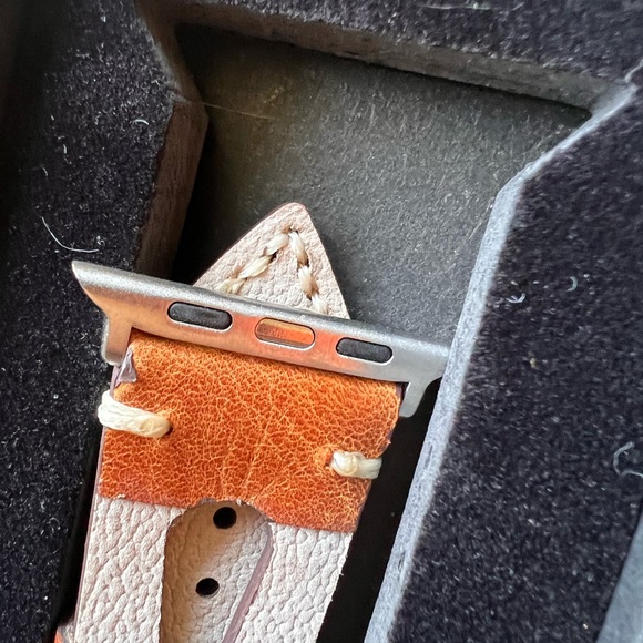 Apple Series 8: handmade leather band - Picture 8 of 8